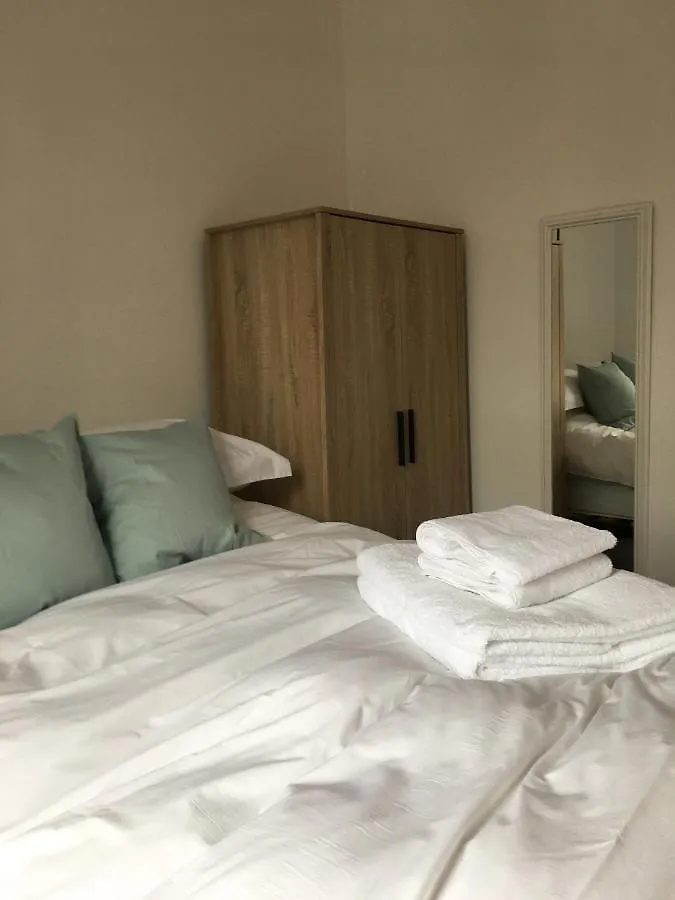 West Jesmond Upper Apartment Newcastle-upon-Tyne