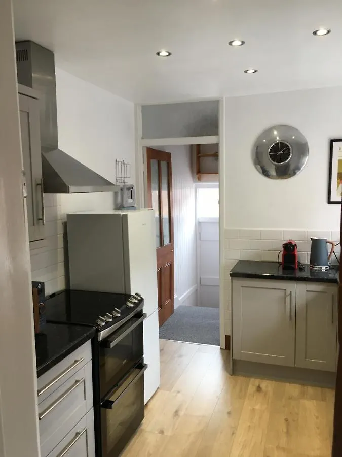 West Jesmond Upper Apartment Newcastle upon Tyne